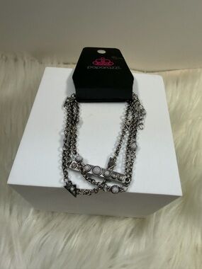 🩷5/$10 Paparazzi Silver Multi-Chain Geometric bracelet - White Accents